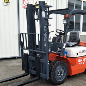 Four Wheel Countbalance Diesel Forklift Cpcd
