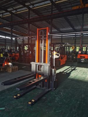 Full Electric Walking Stacker